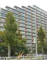 イーストゲートスクエア