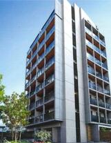 クロスレジデンス六義園