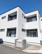 フォレスティエール